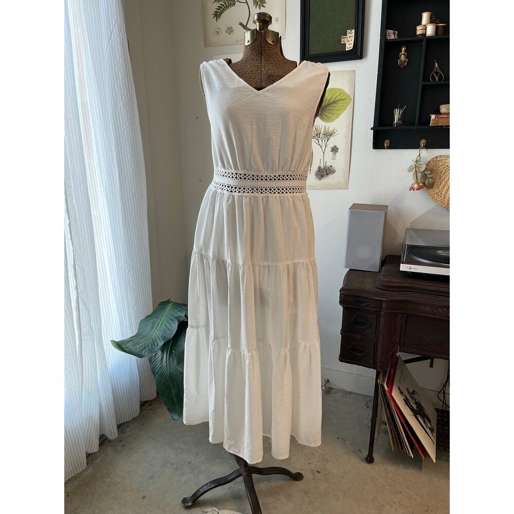 Women’s White Tiered Midi Dress Lace Romantic Cottagecore Coastal Boho M